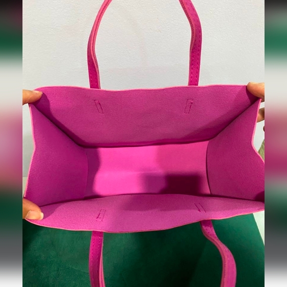 Mila owen mini tote in great condition - Picture 4 of 9